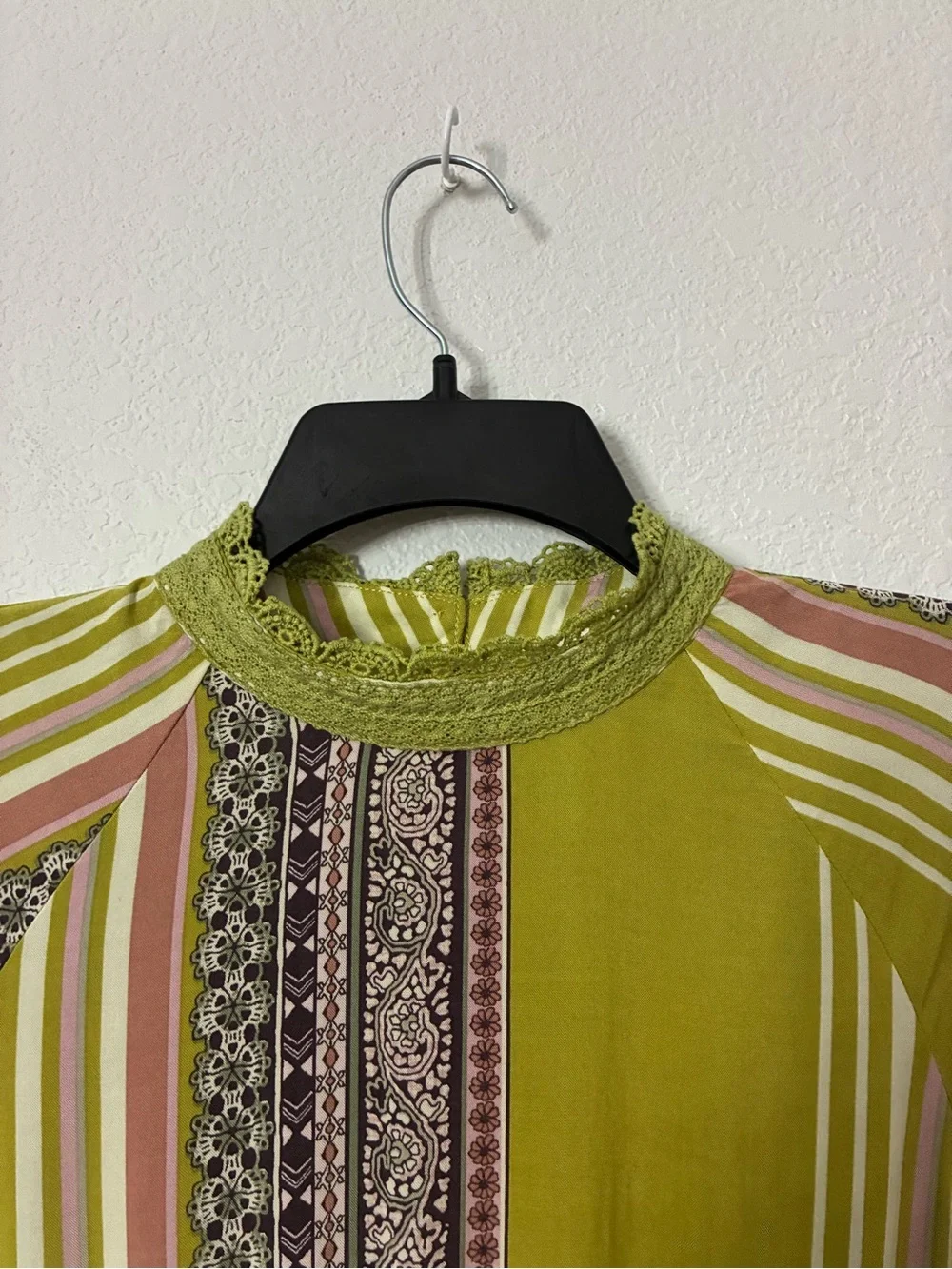 Mystree Boho Peplum Blouse Small Olive Green Striped Lace Trim Rayon Cottagecore